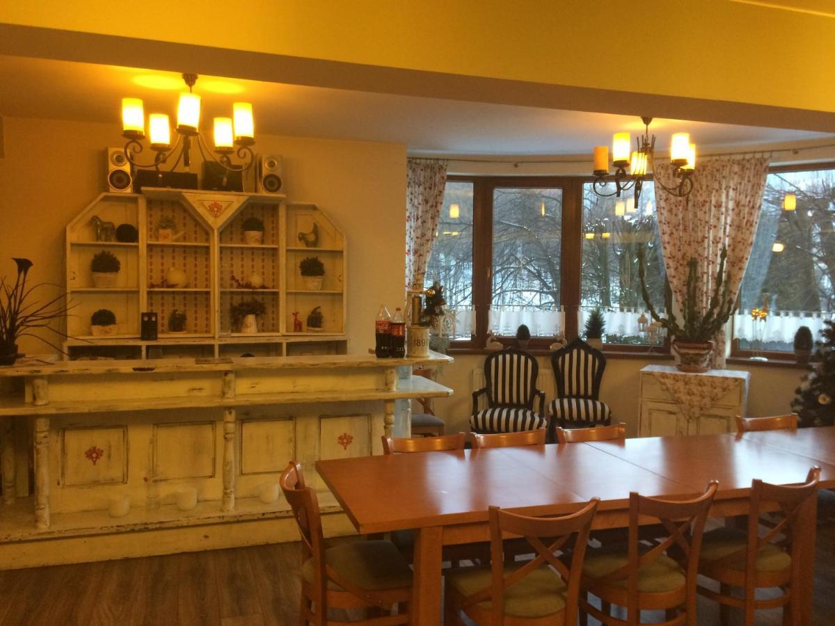 Osrodek Wypoczynkowo-Szkoleniowy Halny Hotel Zawoja Luaran gambar